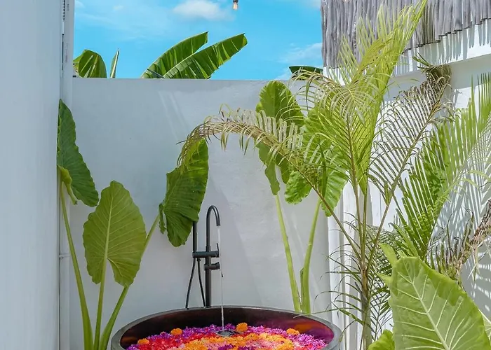 Villa Casa Suku - Tropical & Modern 3br -